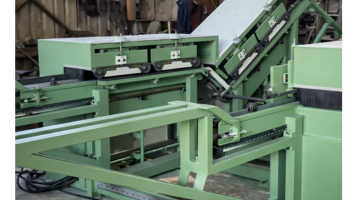 SAGDIC Karó hegyező gép 